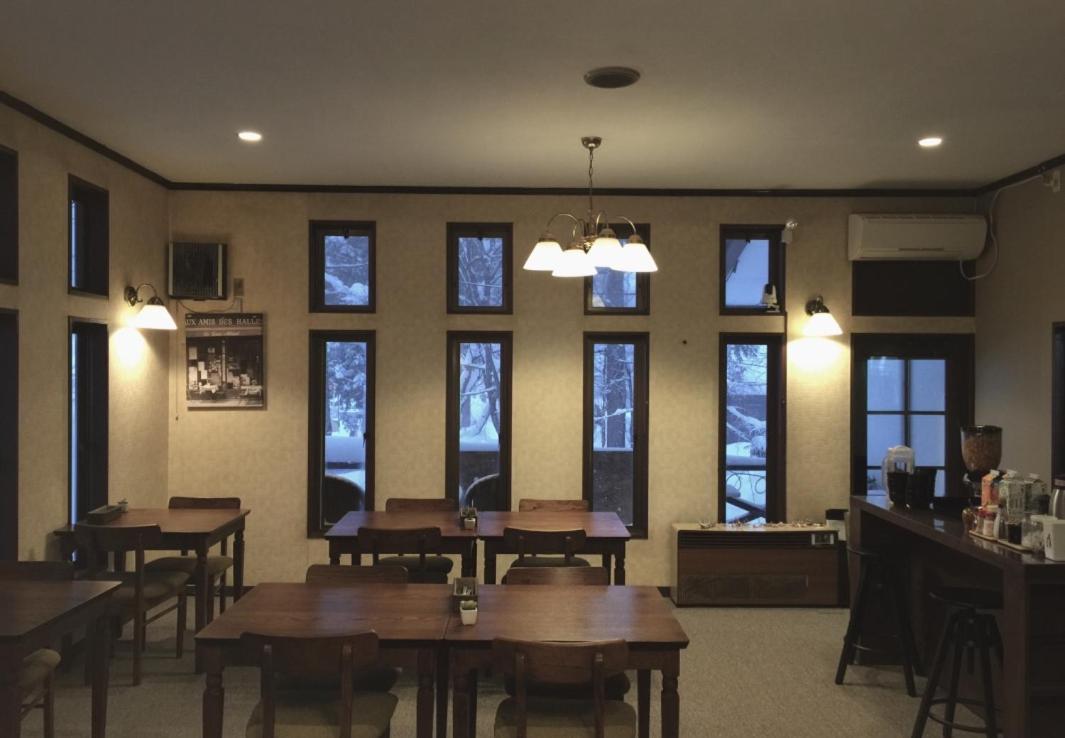 Hakuba Landmark Iwatake Lodge Екстериор снимка